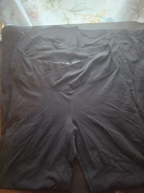 Old Navy Black High-Rise Leggings